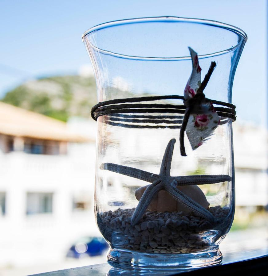 Drossinos Studios Poros Town Bagian luar foto