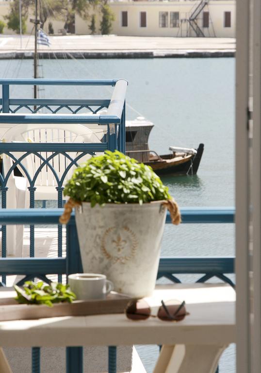 Drossinos Studios Poros Town Bagian luar foto