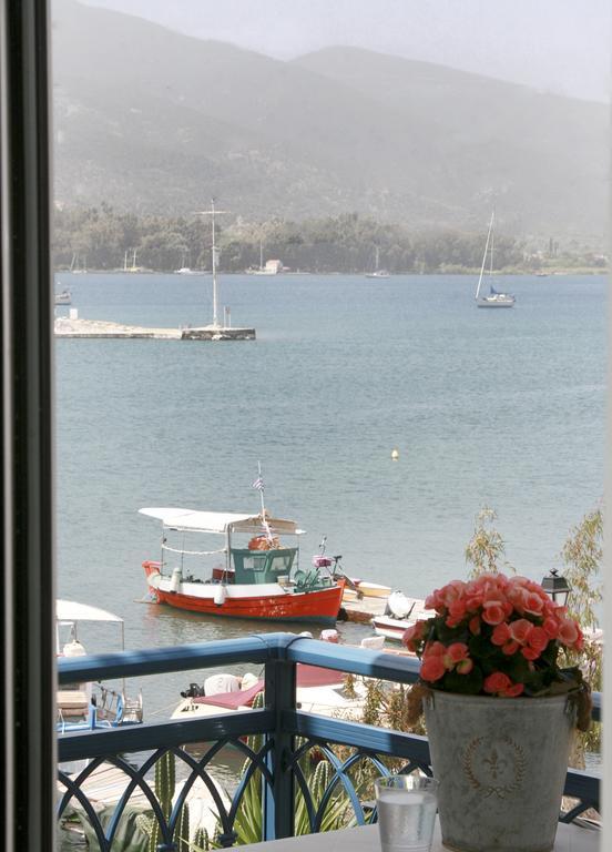 Drossinos Studios Poros Town Bagian luar foto